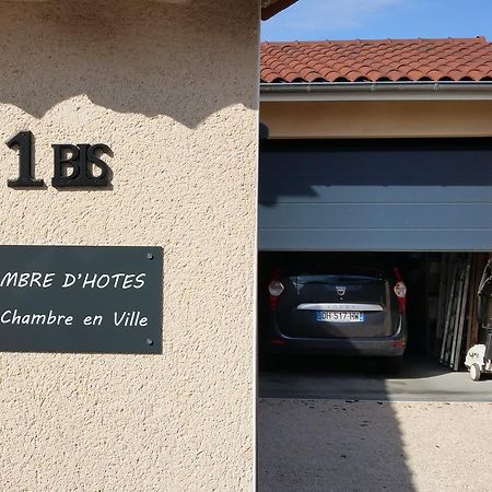 Une Chambre En Ville Savigneux (Loire) Exterior photo